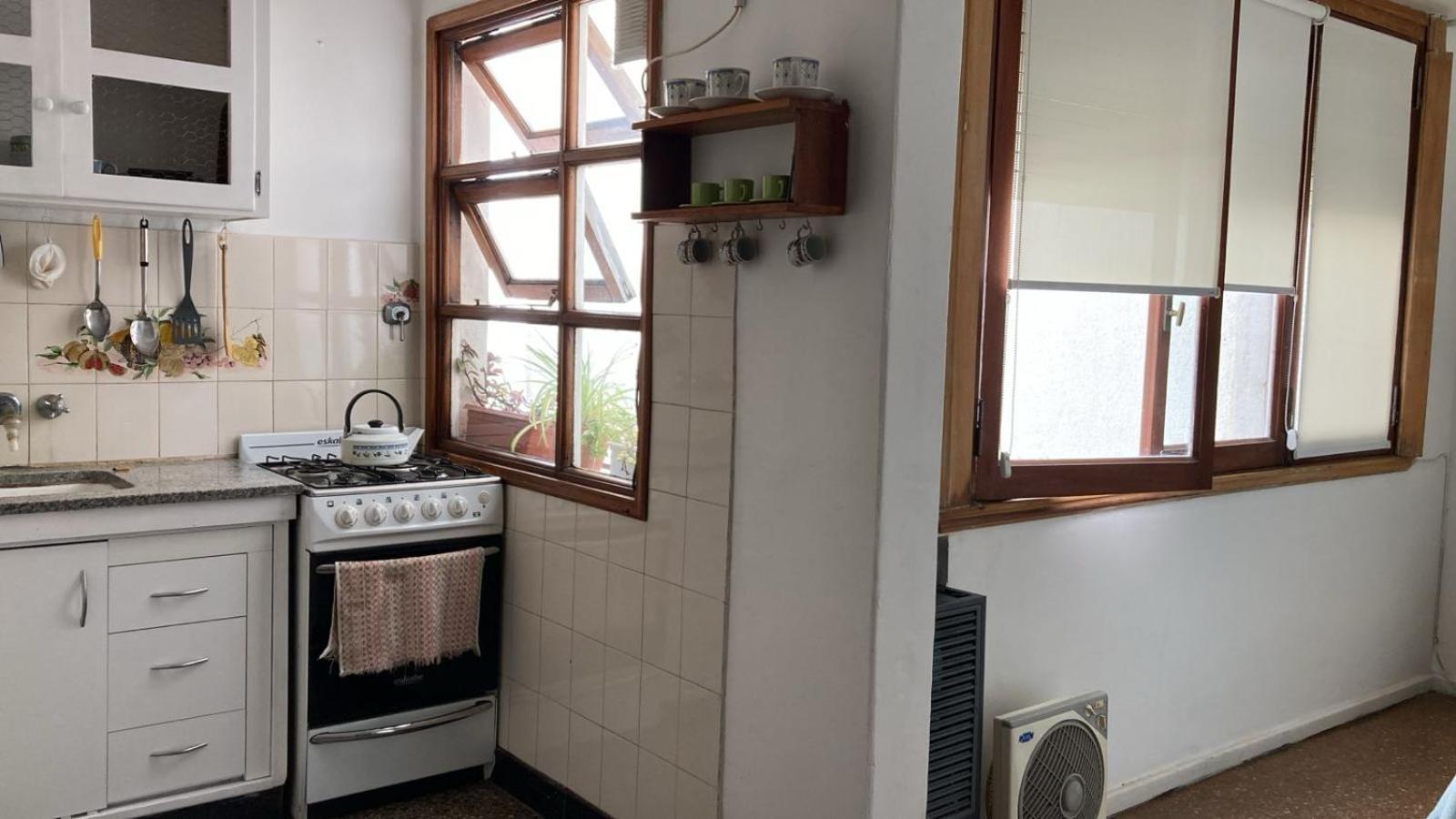 Apartamento Cálido Y Luminoso!